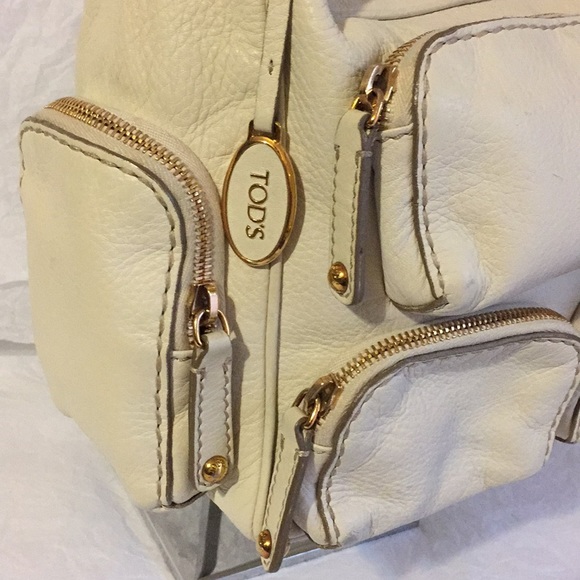 PRE-OWNED AUTH TOD'S WHITE LEATHER SHOULDER BAG. - Picture 2 of 8